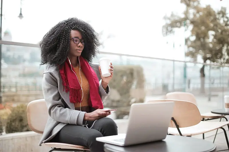 woman coffee laptop